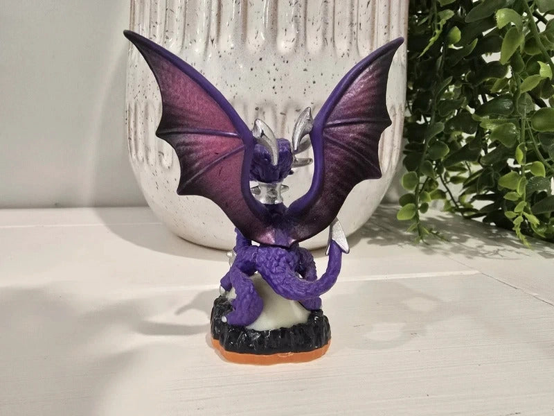 Skylanders Cynder Figures Giants Series 2 Undead Activision S3125A