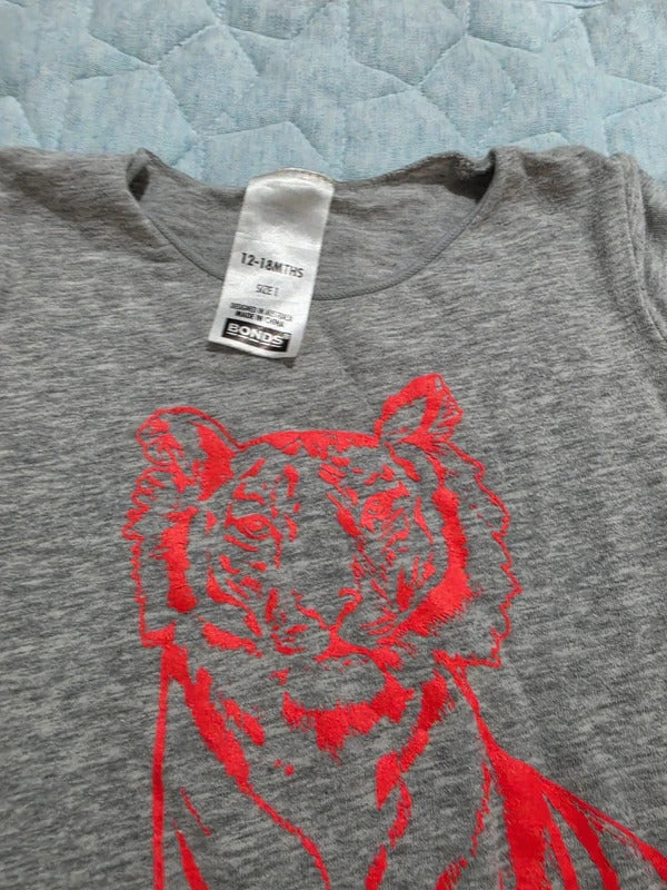 Bonds Tiger Print Long Sleeve Romper Grey Size 1 (12–18 Months)