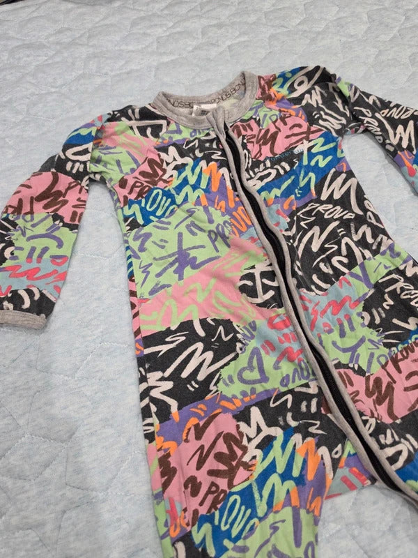 Bonds Wondersuit Graffiti Print Zip Romper Size 1 | 12–18 Months