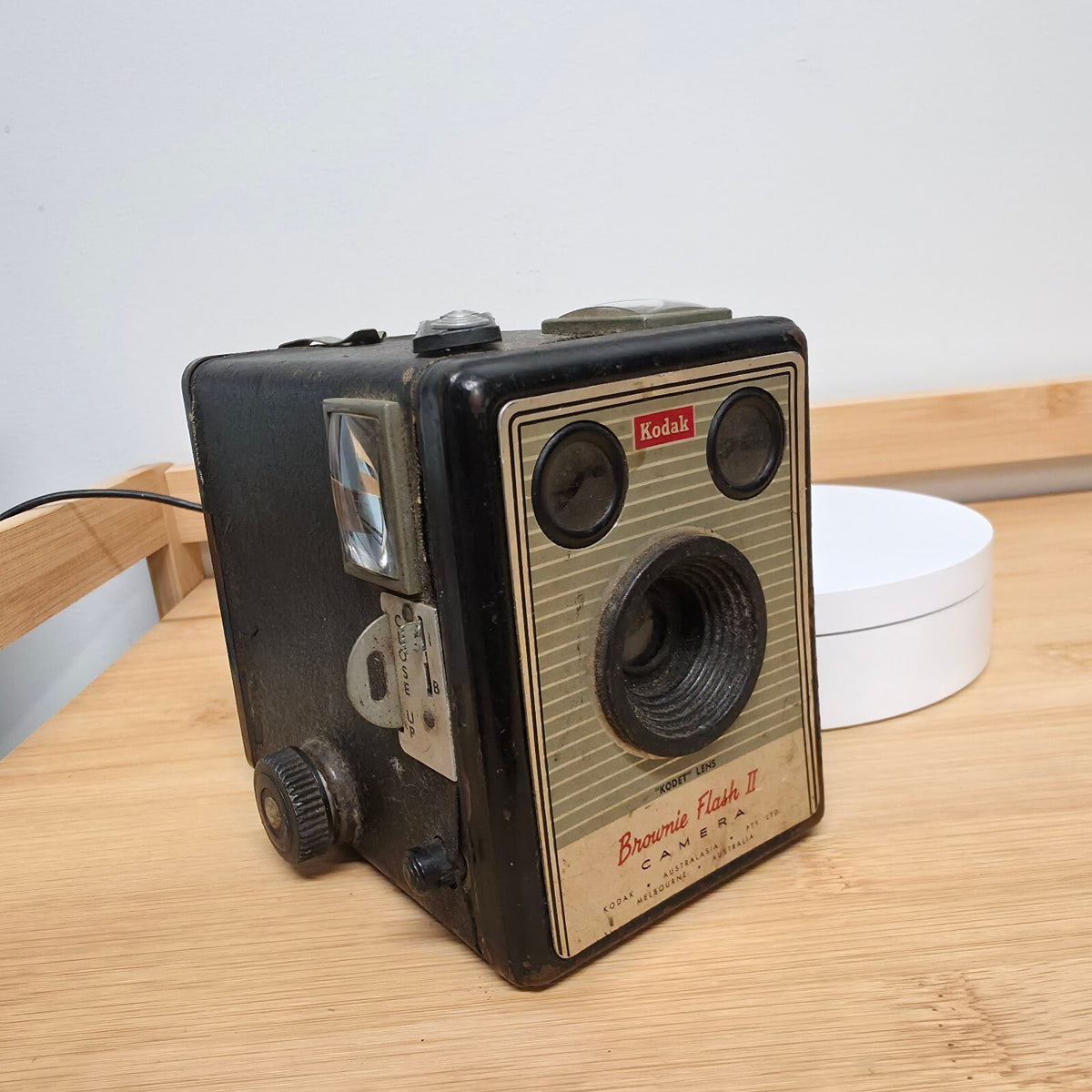 Vintage Kodak Brownie Flash II Box Camera Australian Made