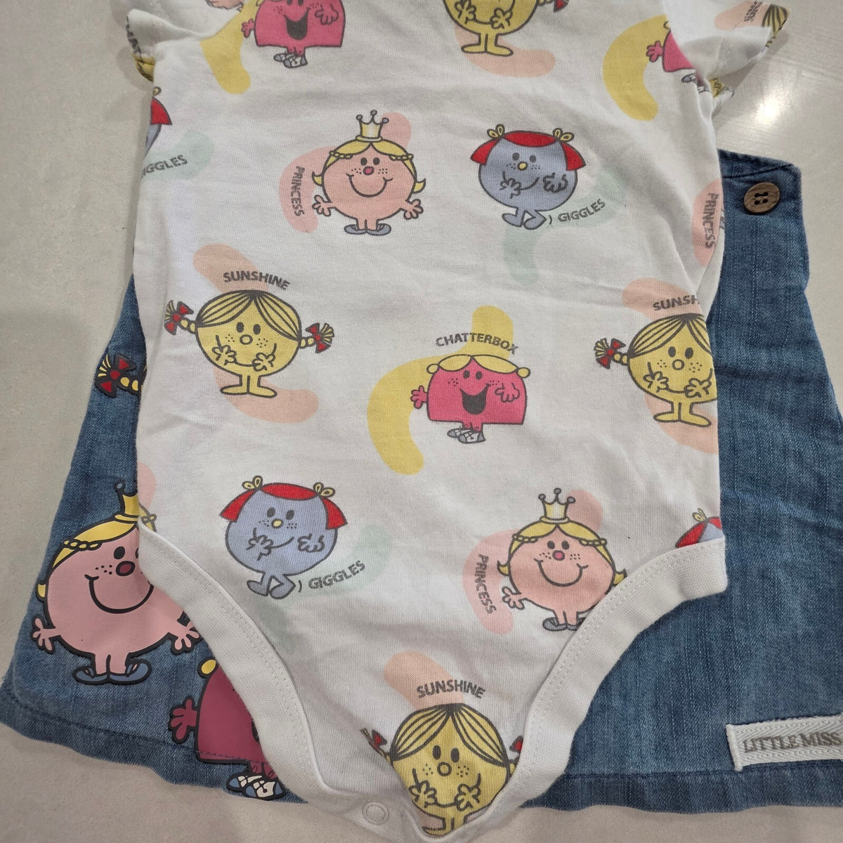 Mr. Men Little Miss Baby 2 Piece Set – 3-6 Months